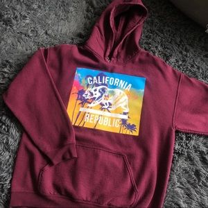 ⚠️ SOLD Oversized Burgundy Hoodie